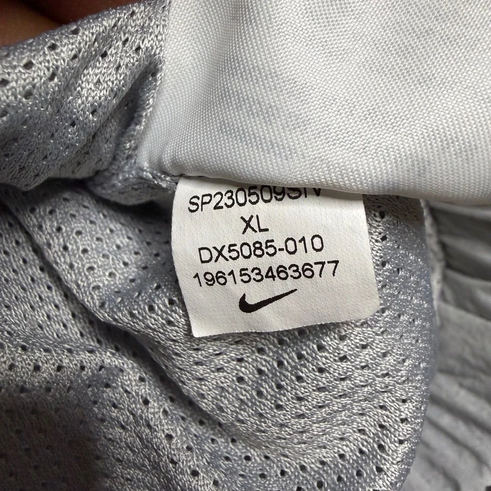 Nike Windbreaker Kids XL Grey Black DX5085-010 Half Zip Colorblock Jacket